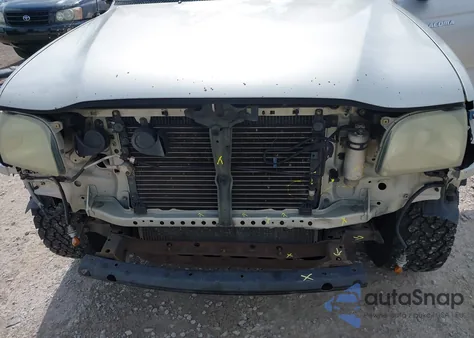 2004 Toyota Tacoma Prerunner V6 z USA, uszkodzony, nr VIN 5TEGN92N34Z329410